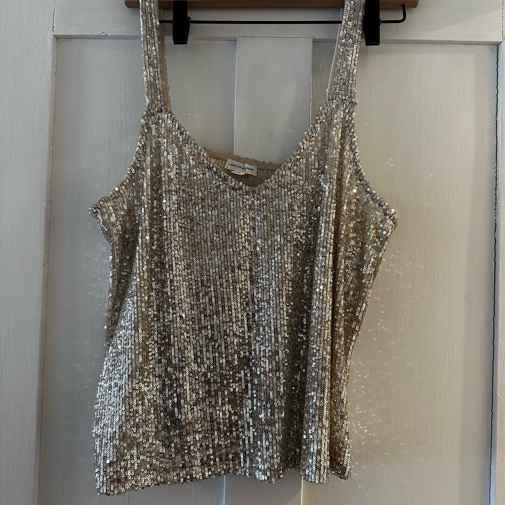 love on a hanger Sequin Tank Top in Metallic Gold